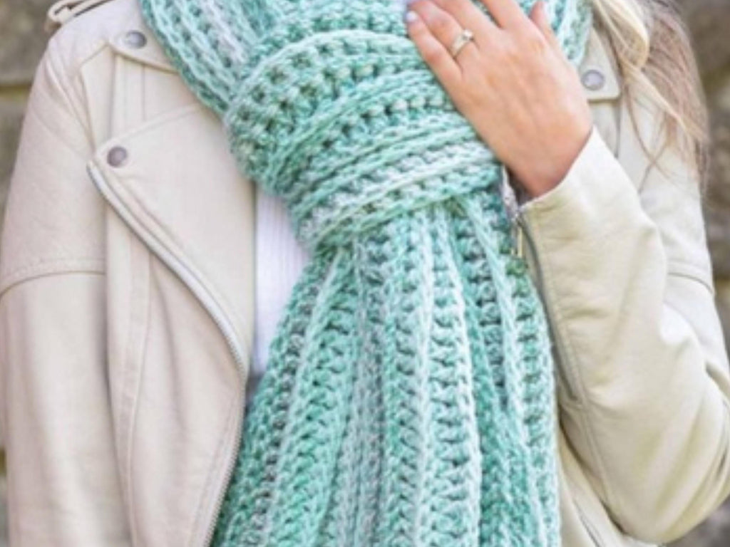 Crochet Scarf Pattern PDF • Womens Vintage Gift-Chunky scarf crochet pattern