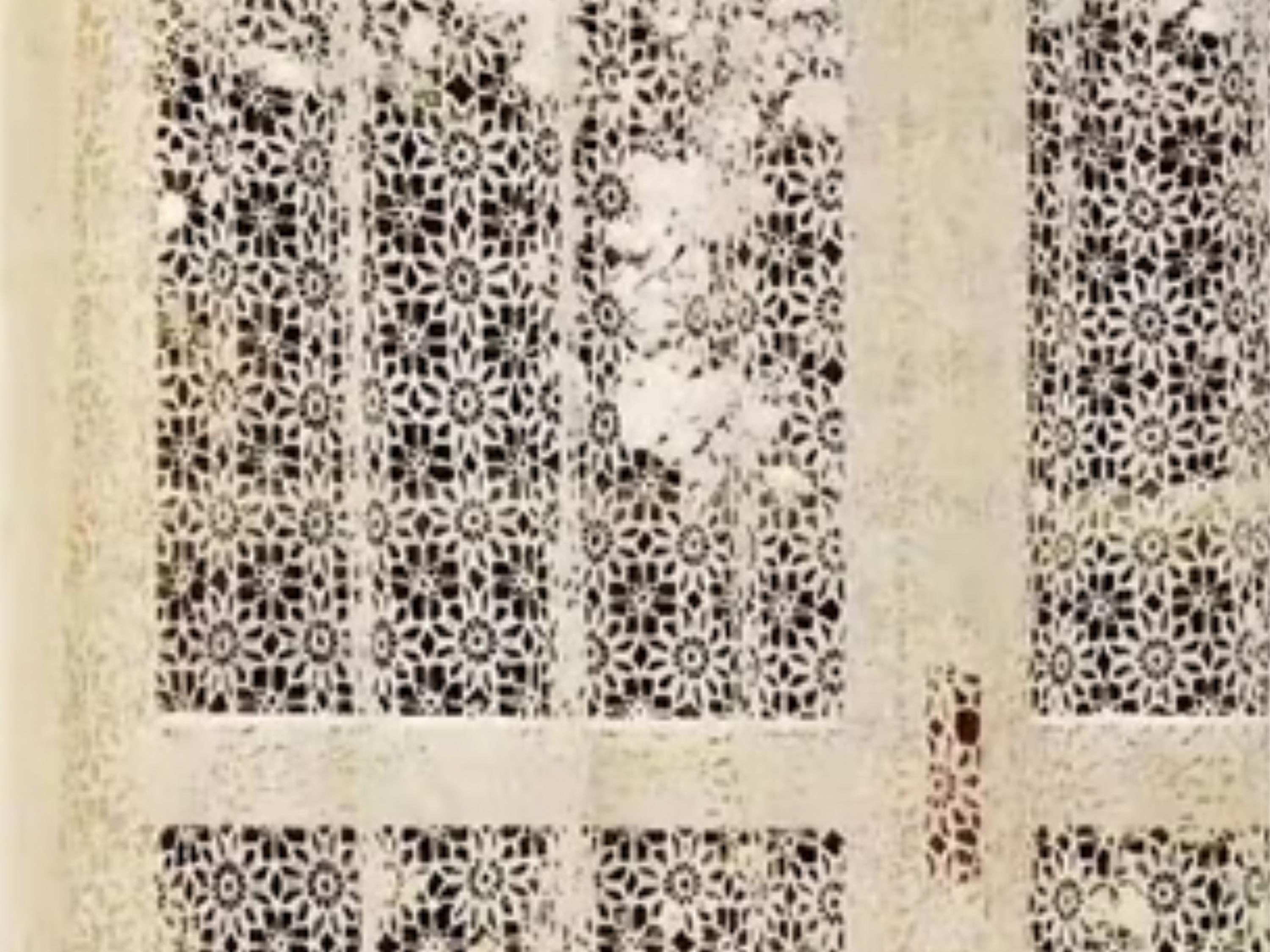 Vintage Crochet Pattern : Heirloom Daisy Lace Curtains (1970)
