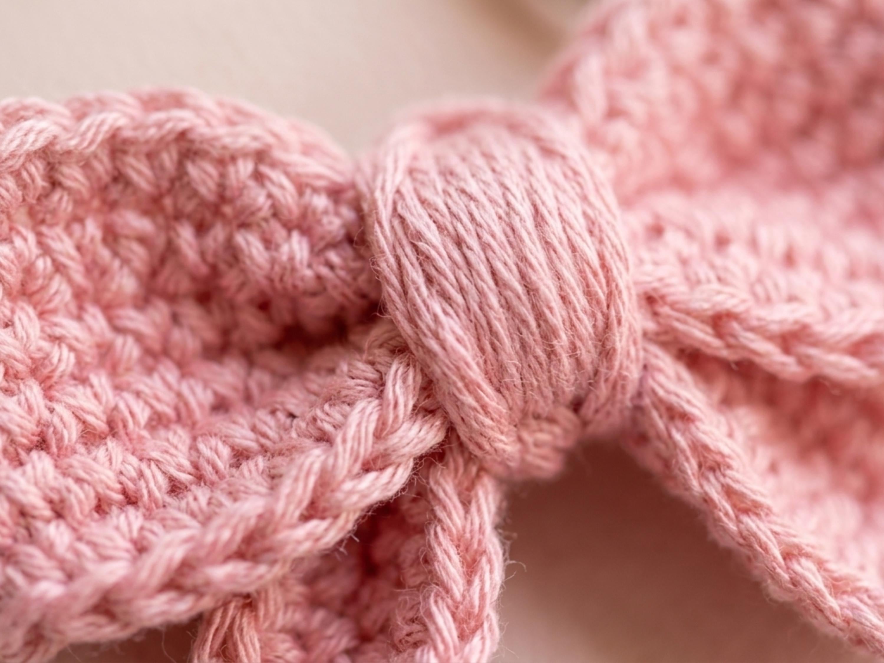 Crochet Bow Keyring Pattern | Pink Flat Bow Charm (PDF Download)