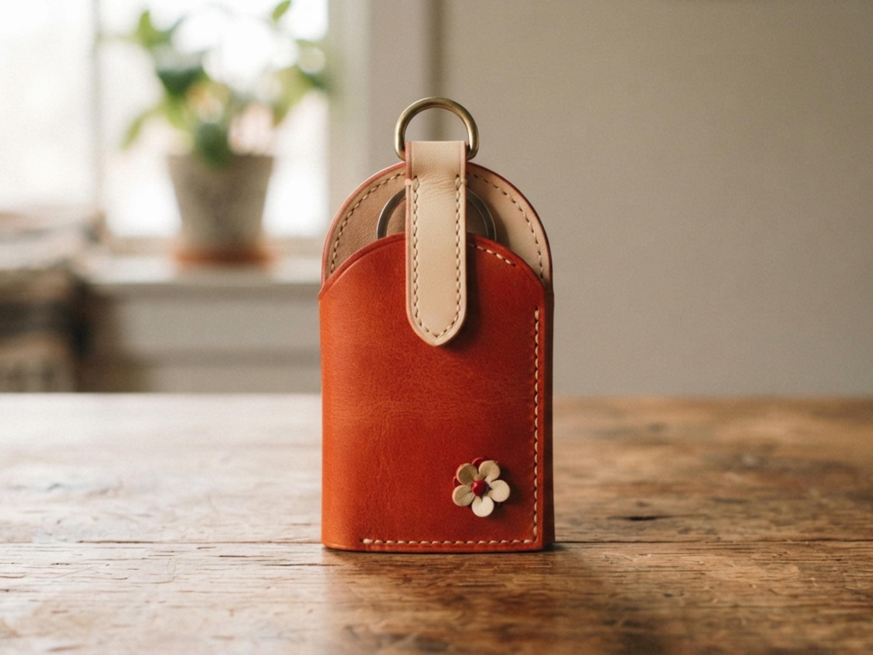 Leather Car Key Case Sewing Pattern, Pull Out Dome Pouch PDF, Faceless Wristlet Keychain, DIY Leathercraft
